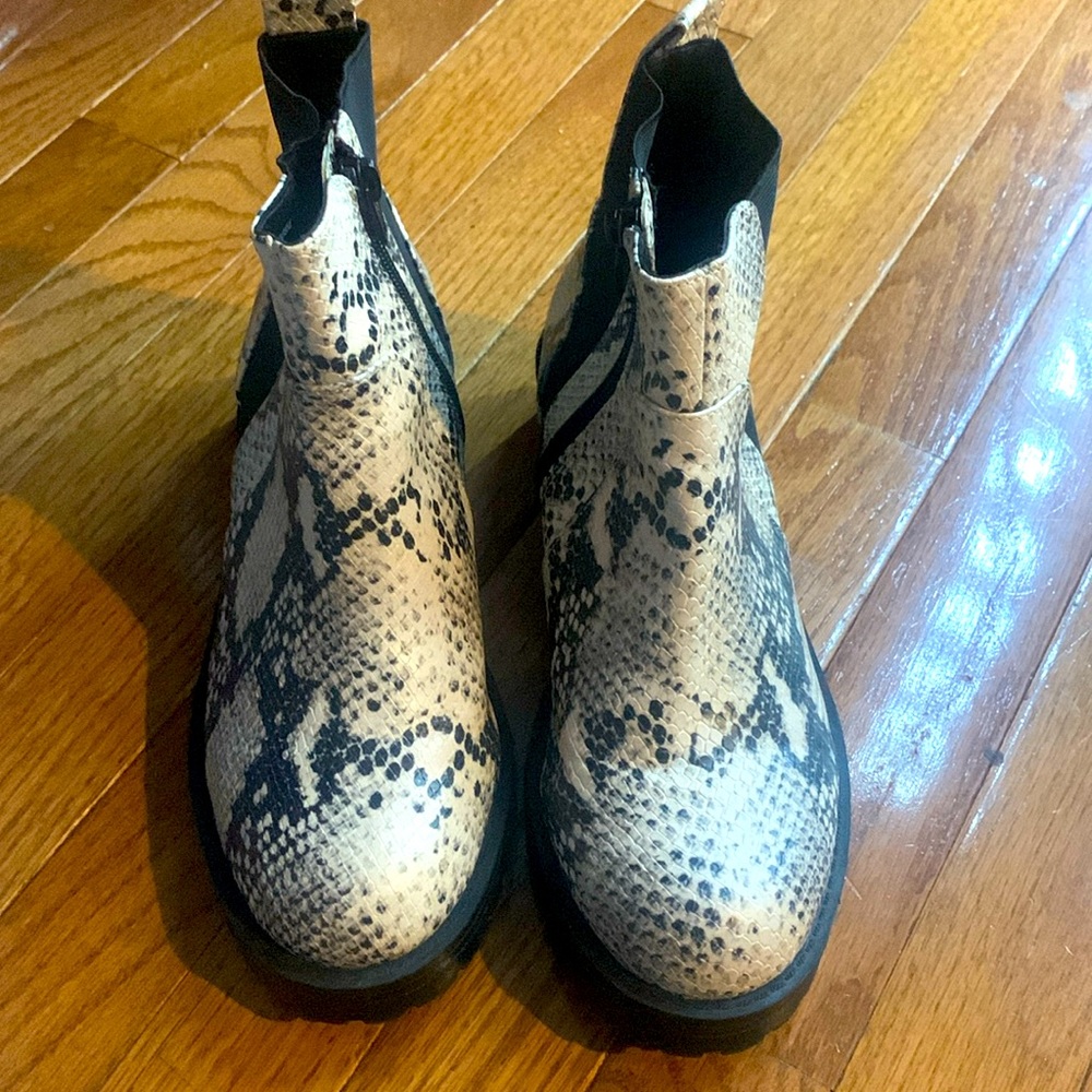 Very good comfortable shoes